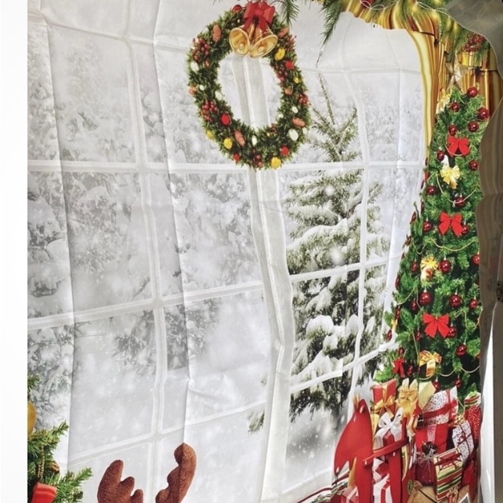 Amazon Holiday Wreath with Red and Gold Accents